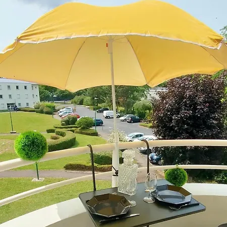 Le Doux Viking, Balcon & Parking Prive Proche Zenith קאין