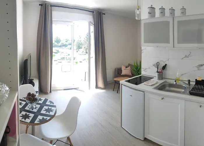 Le Doux Viking, Balcon & Parking Prive Proche Zenith Apartment Caen